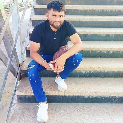 ds1956230's profile picture. Teacher Reet L1