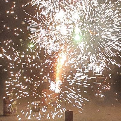 L72ZVepywjCDPlF's profile picture. 