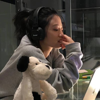 shuxiuwei122826's profile picture. 