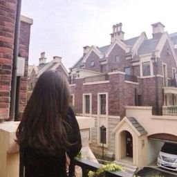 phathayn13805's profile picture. Travel the world and see the scenery.