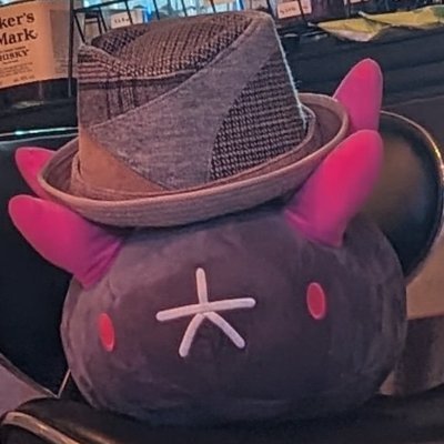 zzaattttoo's profile picture. シーシャと紅茶と万年筆とウイスキーが好きです。ポケモンも好きです。麻雀もちょっとやります。
そのへん @Shisha_Petaria で店長みたいな顔してます。
じゃがいもアンチ