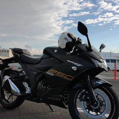 fcrth819's profile picture. サッカー ゴルフ バイクツーリング・・・趣味をさらに開拓中（なにごとも広く浅くをモットーに）