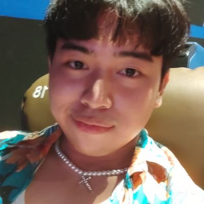 Wala po akong pinopormahan at hindi ito nsfw account.
IG: brian_ricafort