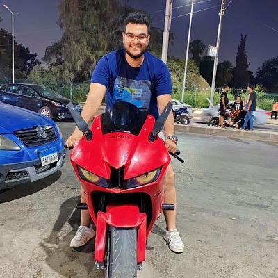 amr76464's profile picture. 