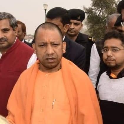 राष्ट्रीय महासचिव गौ रक्षा मंच पू जिला प्रभारी हिंदू युवा वाहिनी प्रदेश महासचिव ब्राह्मण समाज महासभा विभाग संयोजक विहिप राष्ट्रीय गोरक्षा आंदोलन समिति रायबरेली