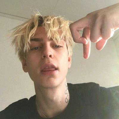 TennysonTh28089's profile picture. 