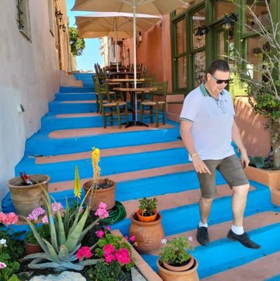 Alexdia44's profile picture. 