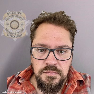 unuseful idiot. nerdier than thou 🤓 based 🇺🇸 if you follow me, i'll follow back probably 🤷🏼♂️ trust me, i’m the doctor ⚕️why you DMing me tho??