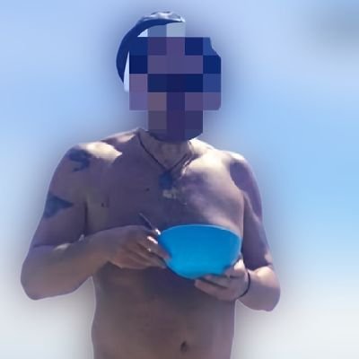 only for 18+ 😁😁 If you own a little penis you are a friend..add RT if you like..Only small dicked men plz. Promoting #Smalldickpride