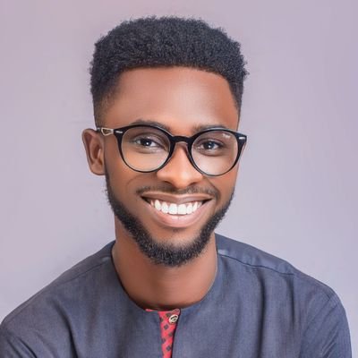 Product Designer (UI/UX) || Webflow Developer || I design solutions that meet user and business needs || I tweet about design-related subjects (Stay tuned)