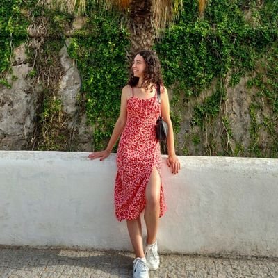 Beatriz04601591's profile picture. .