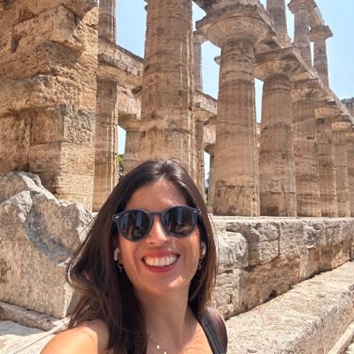Maria Luisa Iglesias de la Cueva Profile