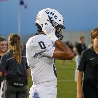 Vandegrift High School 2024 | 🏈3x 1st Team all district Receiver | | 6’1 170 | ✝️ 200 meter district track champion |