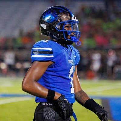 *Tuscarora HS *ATH🏈 * 6’1, 195 * 3.85 Gpa * 25’ *First Team All State* Honorable Mention All met *dawsonpough0316@gmail.com *NCAA ID: 2402219421