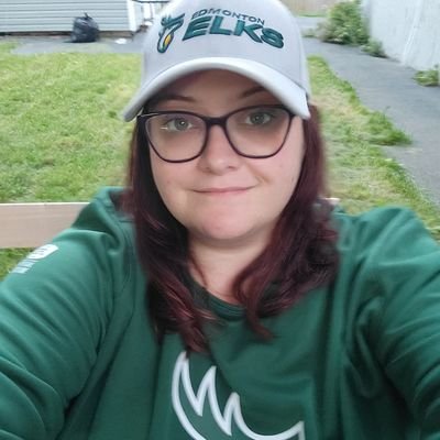 RaediantSun's profile picture. Affiliated variety streamer on twitch, owner of two crazy cats, one of the organizers of @GamersVSMS, co-director of @NSN709, Edmonton Elks fan for life!