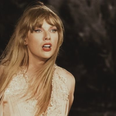 dxnversluthor's profile picture. supercorp for eternity, swiftie for life.  she/her || 24. arospec ace lesbian. multifandom. 
priv: @benwamcgra