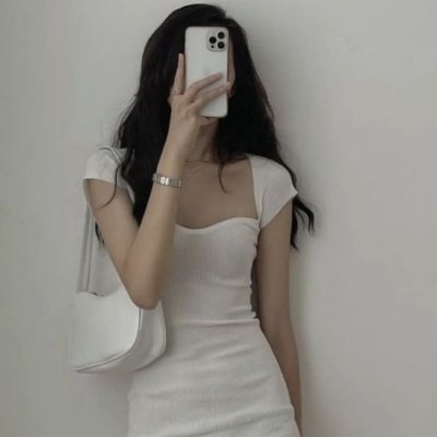 🇺🇸
a single asian girl ❤️
loves shopping, traveling and food 👜🌈🍔