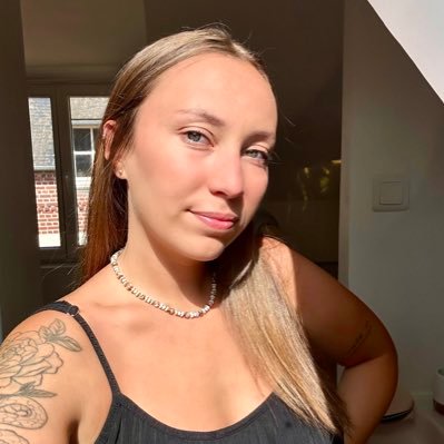 Lise_vrml's profile picture. @AntoineBornsiak c tout