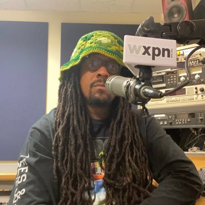 Music Journalist | Radio Announcer | WXPN | Runner | Hip Hop Enthusiast | Sade's Biggest Fan | Art Fanatic