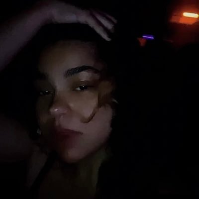 luvvvaalee's profile picture. long live da guys 🕊️