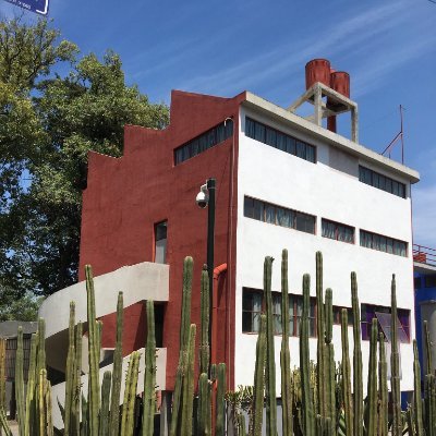 Casas funcionalistas habitadas por Diego Rivera y Frida Kahlo, diseñadas por Juan O'Gorman en San Ángel, CDMX #RedINBAL