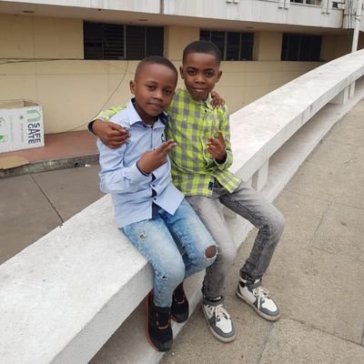 CarloMputu37652's profile picture. 