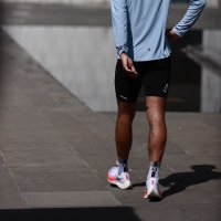 skdhlzhjdnxvzn (@insnike) 's Twitter Profile