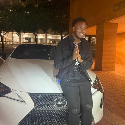 PVAMU Alumnus | ig:@kpthegoat_ | ΕΓΙ ❤️💙 | CAB 🚕 | B.L.A.C.K | PALS