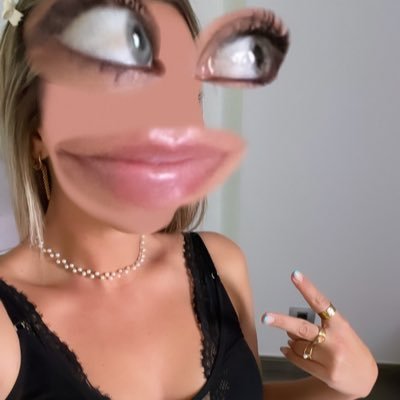 zoealyssah28's profile picture. Live a life you will remember