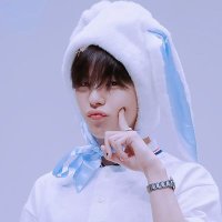 호잇호악 (@borntolove_yoon) 's Twitter Profile
