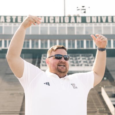 Defensive Coordinator & LBs Coach @ Eastern Michigan University 🦅 @EMUFB #ETOUGH #TheStandard