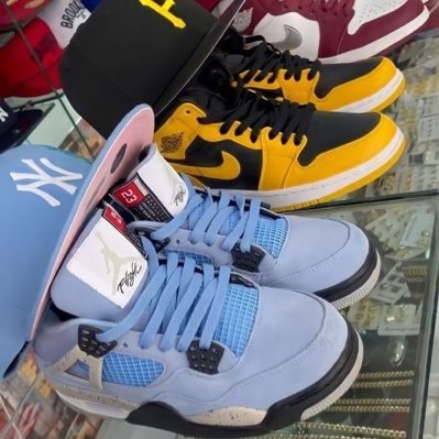 Used Shoes🧼🛀 Brand New 👟  Damaged Shoes ETC🤕 Local Shoe Store (indianapolis indiana) Delivery Is Available❗️🚘