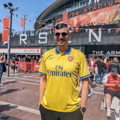 رئيس اتحاد طلاب الجامعة البريطانية ٢٠١٢\٢٠١٣، لواء منشق، مهندس بترول
Gooner #25Jan
#FreePalestine 🇵🇸