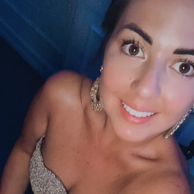 giodesouzag's profile picture. 👏Dios/Familia/Rodney/Fabiola 🍃 Founder @tuhuellaecuador 📲 @celashop.ec 🛍️ @nusecondchance ♻️