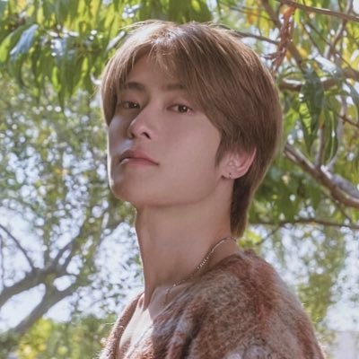 pang_gjh's profile picture. How do we will love each other? - 재현 - JAEHYUN :          M o r e T h a n L i f e 🍑🐱