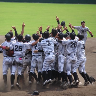 大阪経済大学体育会準硬式野球部の公式Twitterです⚾️ 第73回、第75回全日本選手権優勝、第74回全日本選手権準優勝 練習試合のお誘いお待ちしてます！ 体験希望、質問などDMにてお受けしております☺️