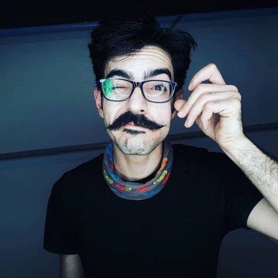 MamadAvril's profile picture. 