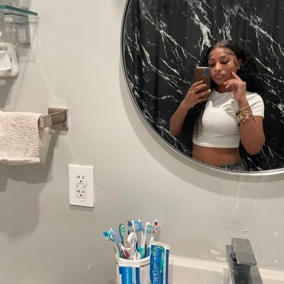 @jaymonee__