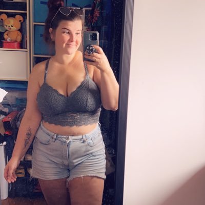 keiganpaige's profile picture. she/her | 29 | fuck the patriarchy | 🇨🇦