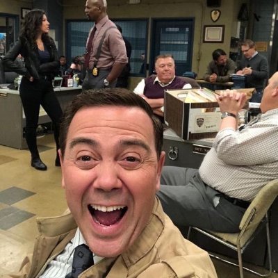 I love food and Genevieve Mirren-Carter and my son, Niko❤️❤️❤️
also Jake Peralta is my best friend
contact me: boylecharlesNYPD@outlook.com