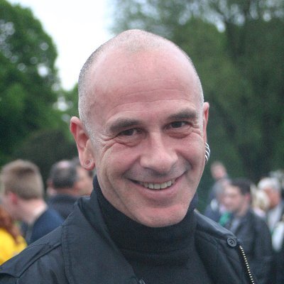 Matthias T. J. Grimme, Schlagzeilen-Redakteur, SM- und Bondage-Handbuch-Autor und https://t.co/HQQOzFZGt9 Fessler, Japan Bondage-Lehrer, Verleger