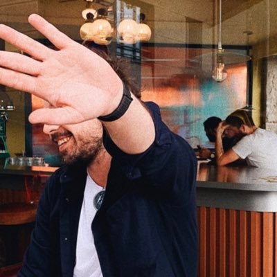 Design strategist // For the sake of function, form & meaning.