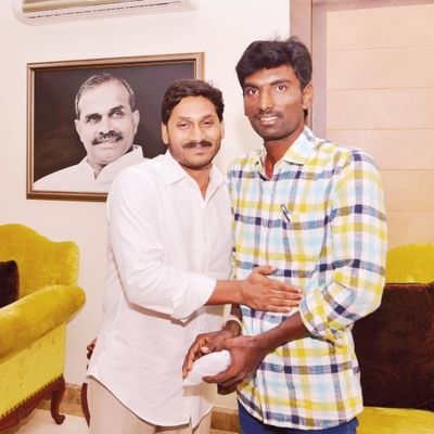 YSRCP నెల్లూరు జిల్లా ఉపాధ్యక్షుడు,
(విద్యార్ధి విభాగం)