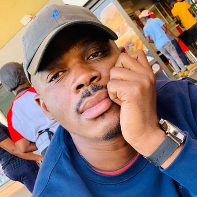 talker an selfless🗣🥃🐘🏳🇿🇦uhm approaching life with positive thinking......🏳🤞