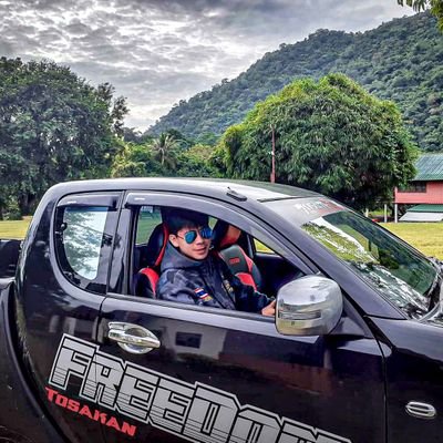 Ekkarach19's profile picture. 