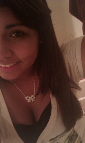 #teamfollowback (; , youu see that follow button . yeaaah i'd rappee that buttonn if I weree youu ;D
