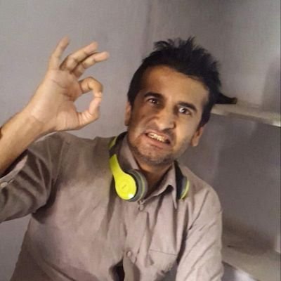 I am a bloody dog? 15 time I have been fall in love.. got engaged.. and been all time brokeup... 2 time married but still single..any one Should Not trust on me