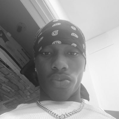 himmy2ski's profile picture. 5’10 point guard Seward ‘24