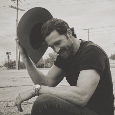 Single/songwriter from the great stat of https://t.co/Vw0GSENsw9  Album 'ain't my Last Rodeo' out oct.13