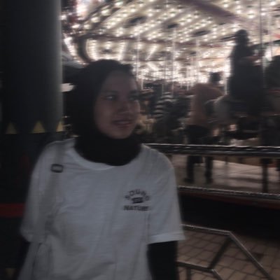 ichakhrnn's profile picture. the one who gives you happiness